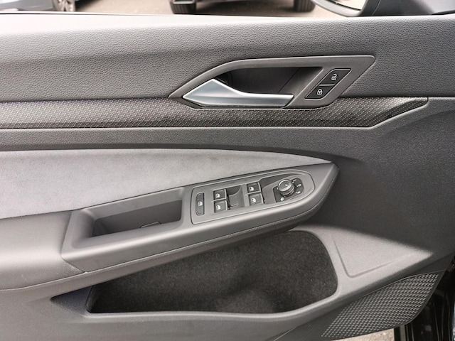 Volkswagen Golf 2.0 TSI DSG Golf VIII IQ.Drive