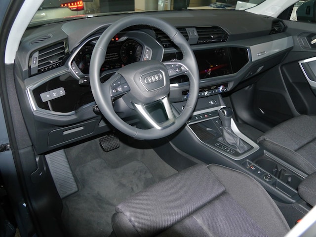 Audi Q3 35 TDI S-Tronic