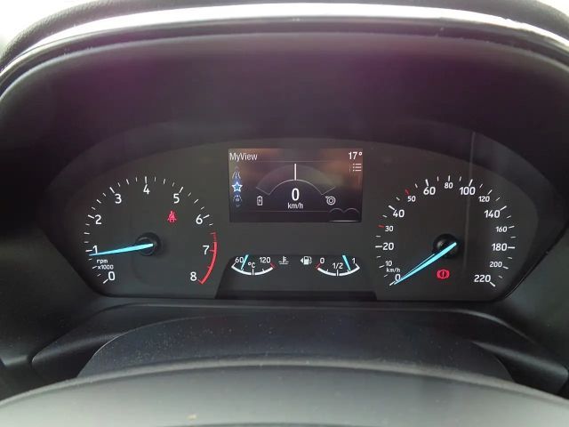 Ford Puma EcoBoost Titanium