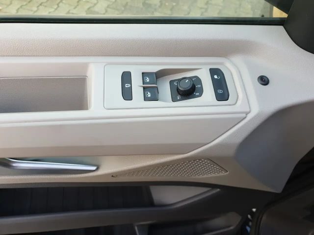 Volkswagen Multivan 2.0 TDI DSG T7