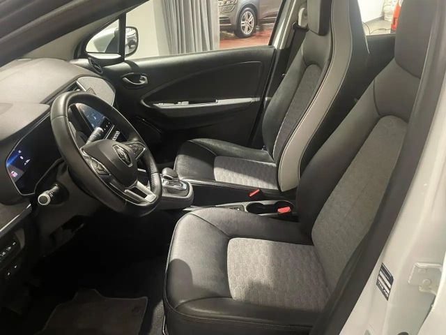 Renault Captur E-Tech Intens