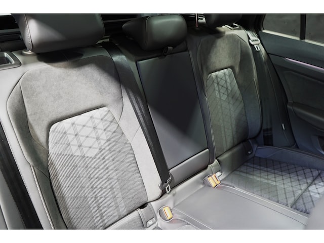 Volkswagen Golf 2.0 TDI R-Line Variant