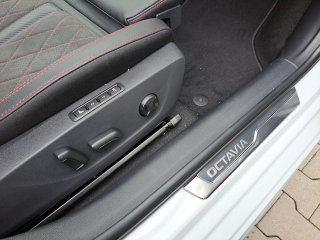 Skoda Octavia 2.0 TSI Combi RS
