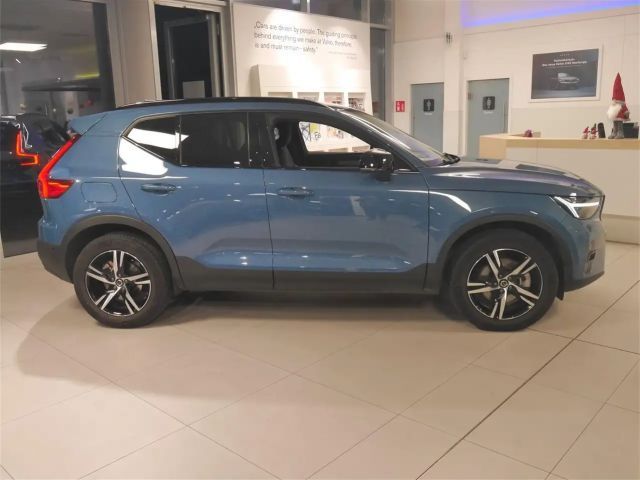 Volvo XC40 Dark Plus