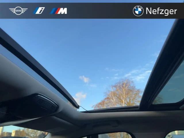 BMW 330 330e Sedan Sport Line