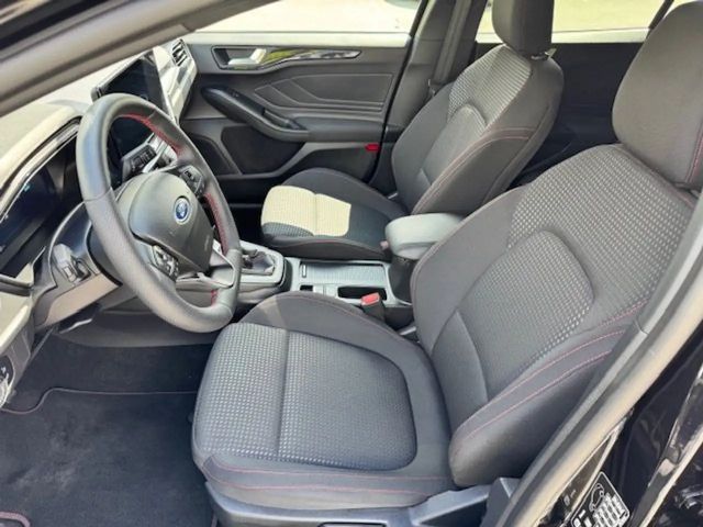 Ford Focus ST Line Wagon