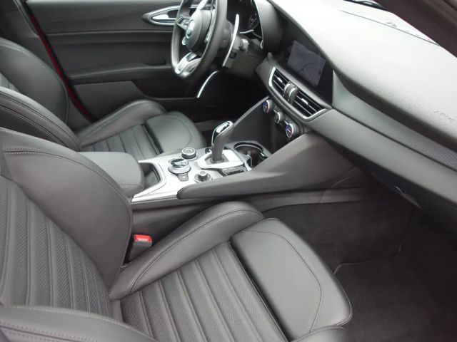 Alfa Romeo Giulia Q4 Veloce