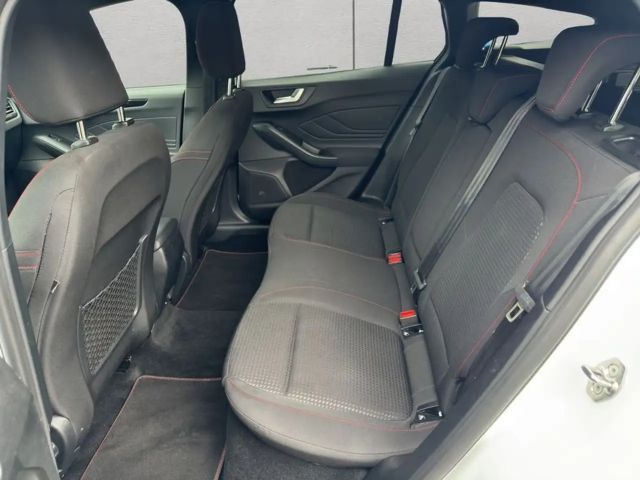 Ford Focus EcoBoost ST Line Wagon