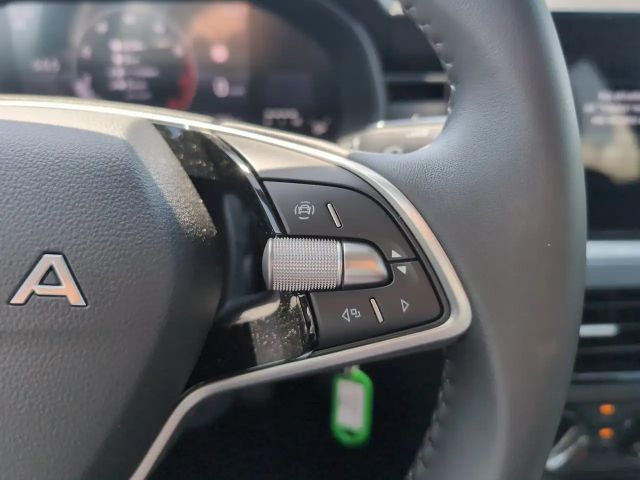 Skoda Scala Essence TSI