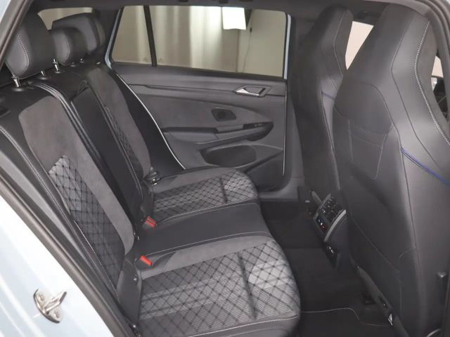 Volkswagen Golf 1.5 eTSI R-Line Style Variant