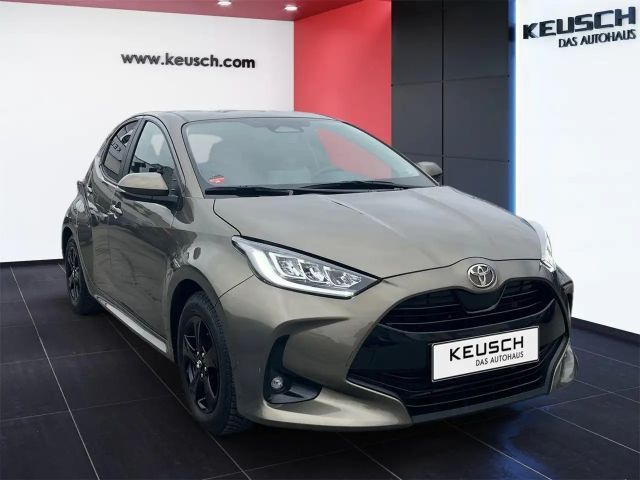 Toyota Yaris Active Hatchback Hybride