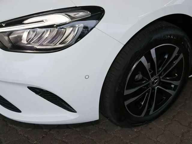 Mercedes-Benz B 250 B 250 e