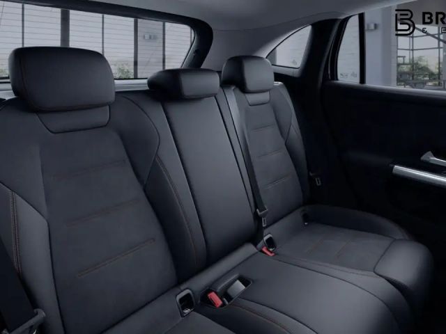 Mercedes-Benz GLA 250 4MATIC AMG Line