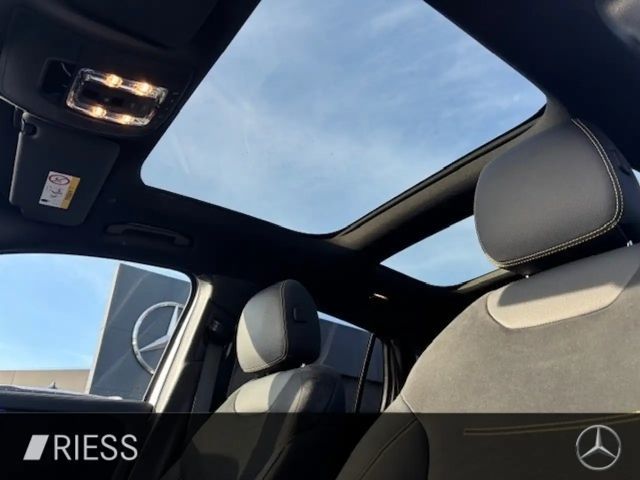 Mercedes-Benz GLA 45 AMG 4MATIC AMG Line