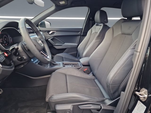 Audi Q3 35 TFSI S-Tronic