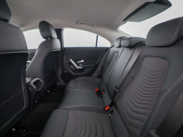 Mercedes-Benz CLA 180 Coupé