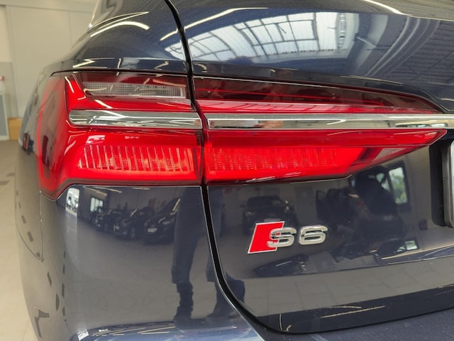 Audi S6 Avant Quattro