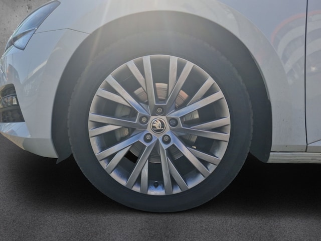 Skoda Superb Ambition Combi