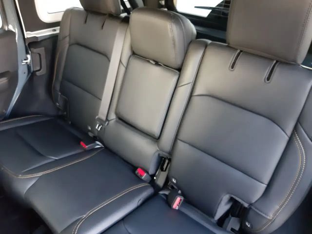 Jeep Wrangler Sahara