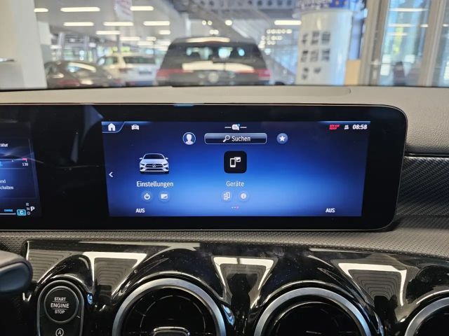 Mercedes-Benz A 200 Progressive