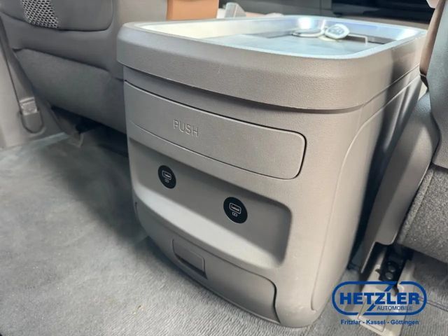 Hyundai Staria Signature Vierwielaandrijving