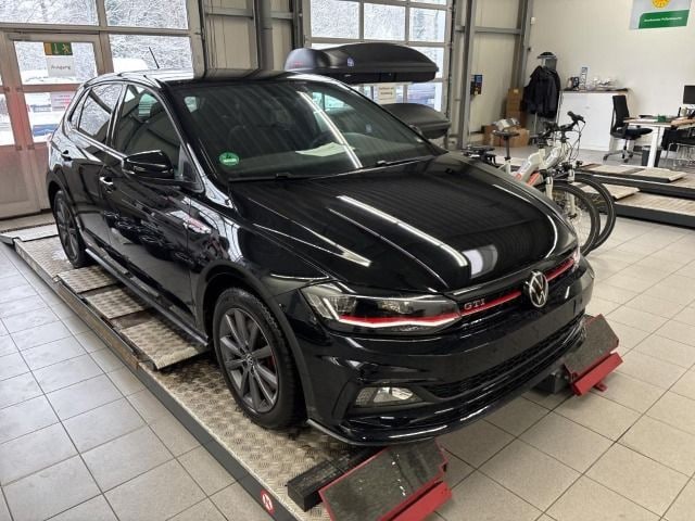 Volkswagen Polo 2.0 TSI DSG GTI