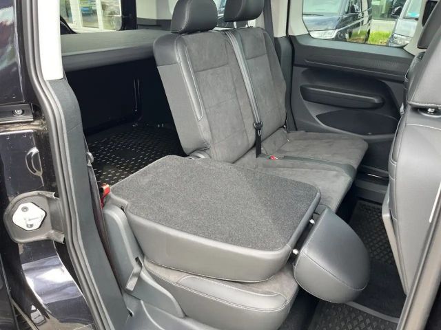 Volkswagen Caddy 2.0 TDI Combi DSG