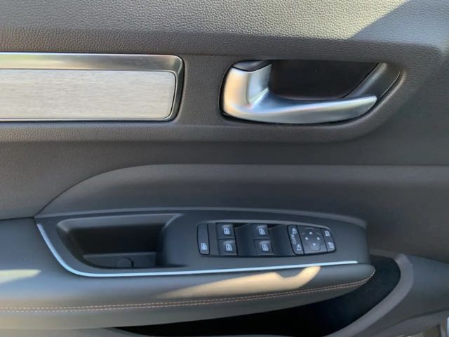 Renault Koleos Blue Initiale Paris