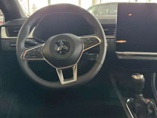 Mitsubishi ASX Invite