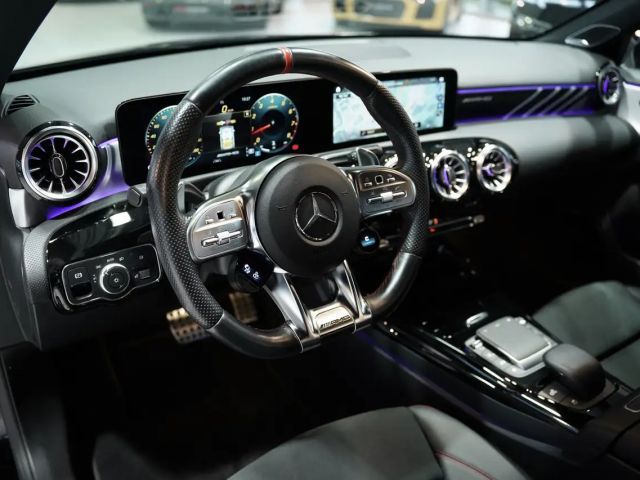 Mercedes-Benz A 35 AMG 4MATIC AMG Line
