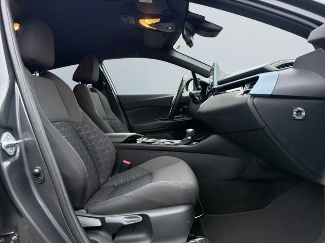 Toyota C-HR Hybride Team D