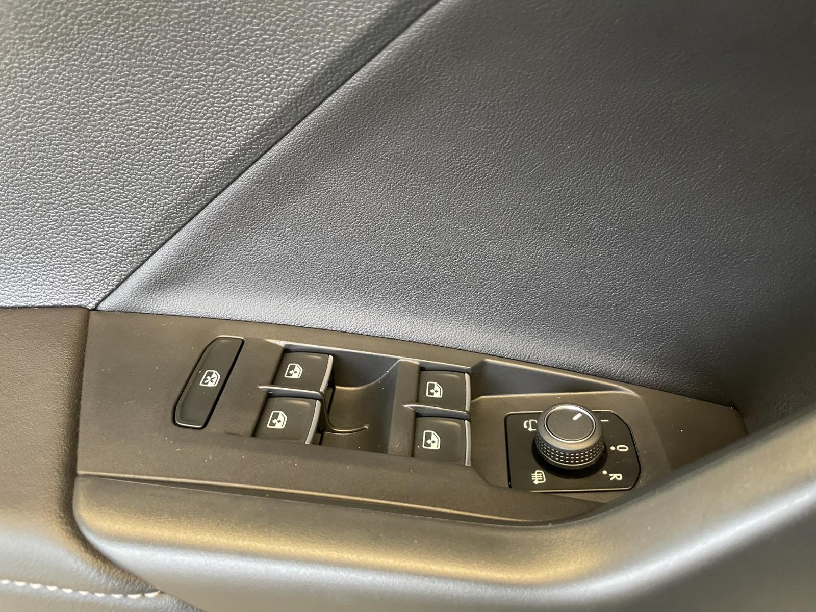 Volkswagen T-Cross 1.5 TSI DSG R-Line