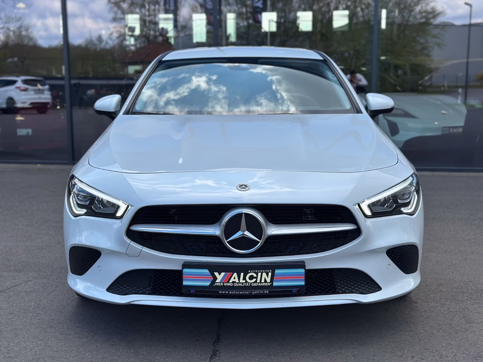 Mercedes-Benz CLA 200 Aut. 1.H/NAV/R-CAM/AHK/LM