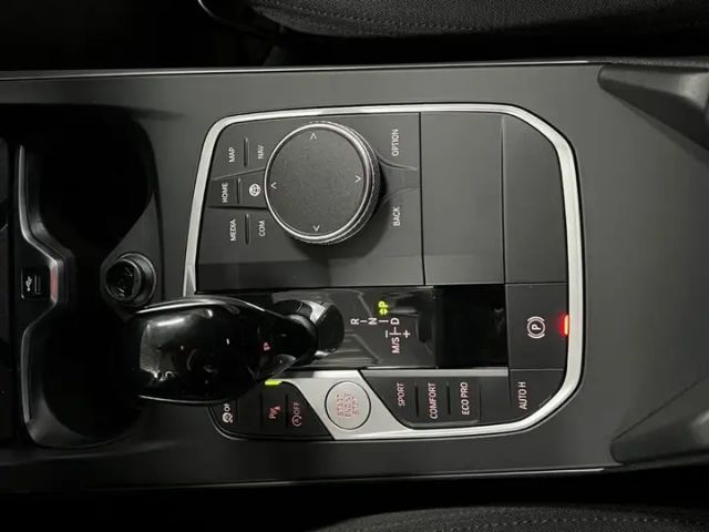 BMW 116 116d Advantage pakket Sedan