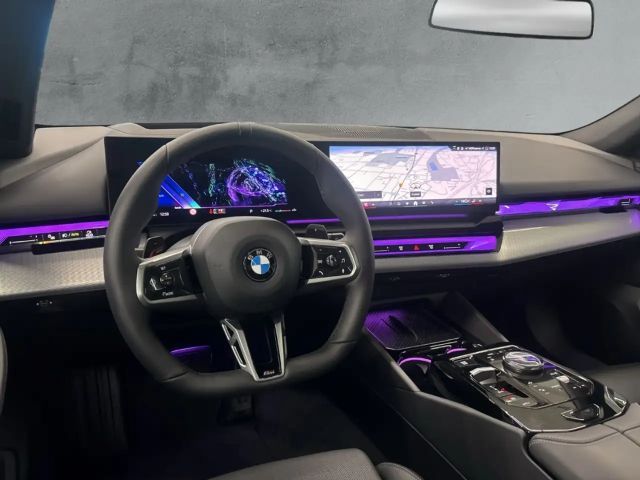 BMW 520 520d M-Sport Touring xDrive