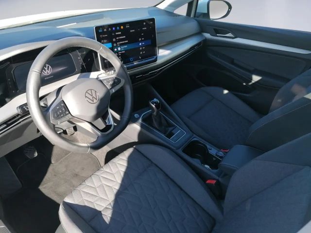 Volkswagen Golf 1.5 TSI Golf VIII Life