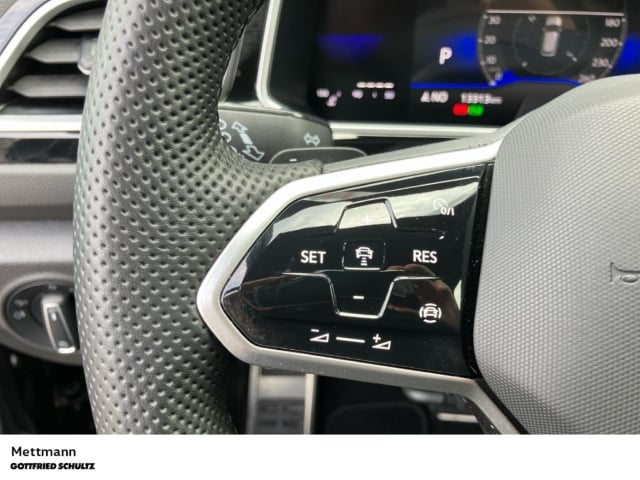 Volkswagen T-Roc 1.5 TSI DSG R-Line