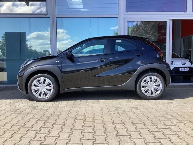 Toyota Aygo X Business Hatchback S-CVT