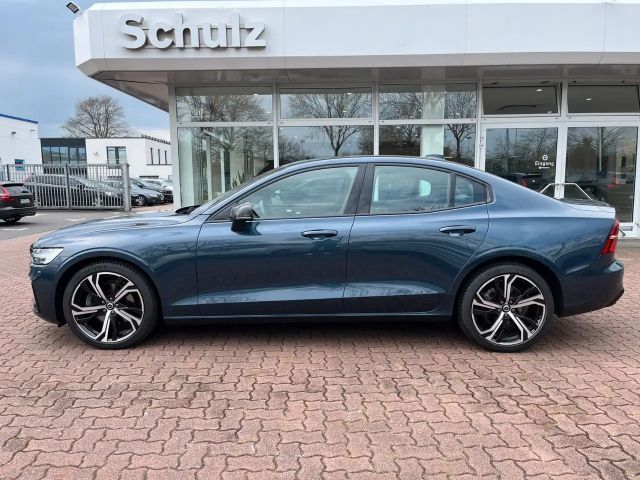 Volvo S60 Dark Plus