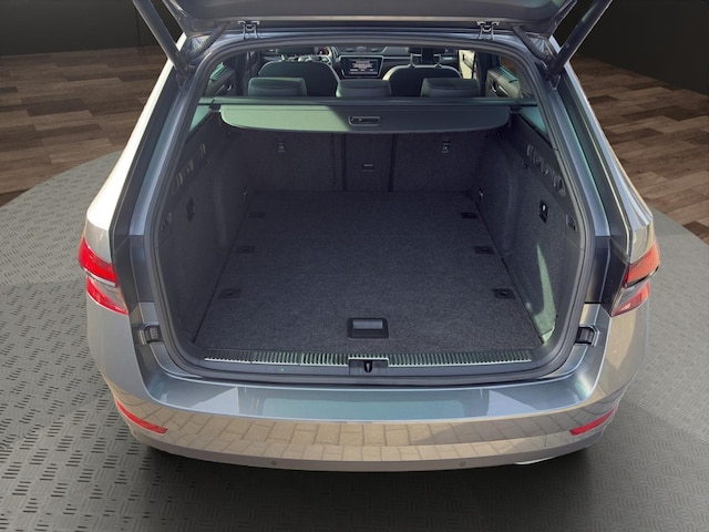 Skoda Superb 2.0 TDI 4x4 Combi Sportline