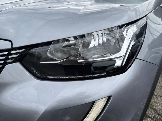 Peugeot E-2008 Active Pack