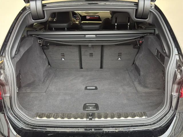 BMW 320 320d Luxury Line Touring xDrive