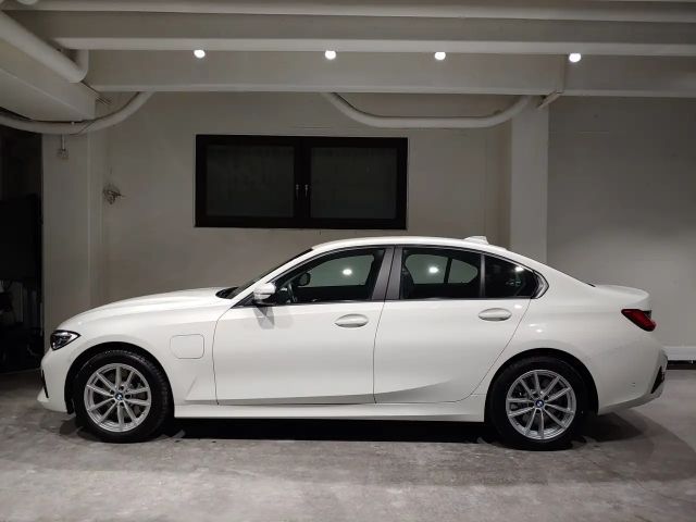BMW 330 330e Comfort pakket Sedan
