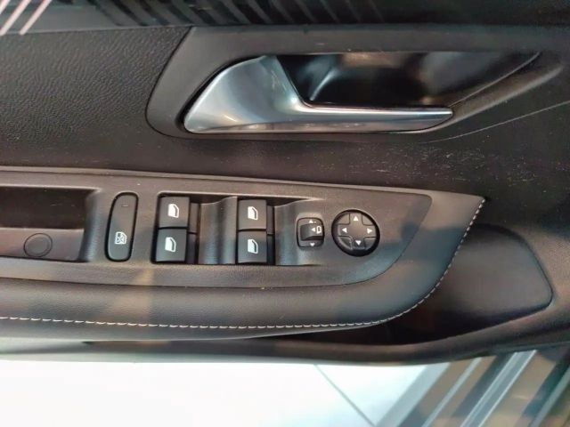 Peugeot 208 Allure Pack