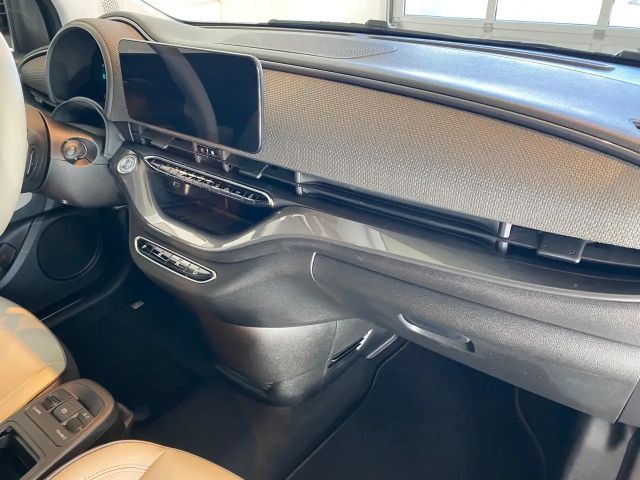 Fiat 500e La Prima by Bocelli