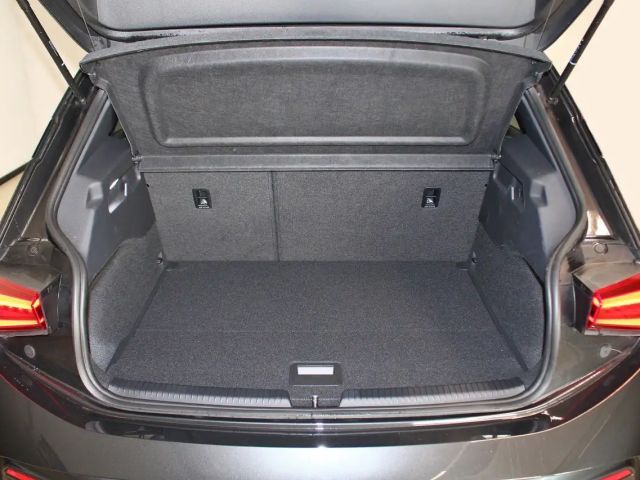 Cupra Born SOUND|SHZ|ACC|RCam|LenkHz|CarPlay|LED|NAV