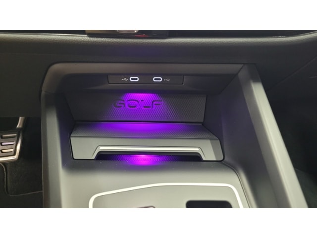 Volkswagen Golf 2.0 TSI DSG Golf VIII Style