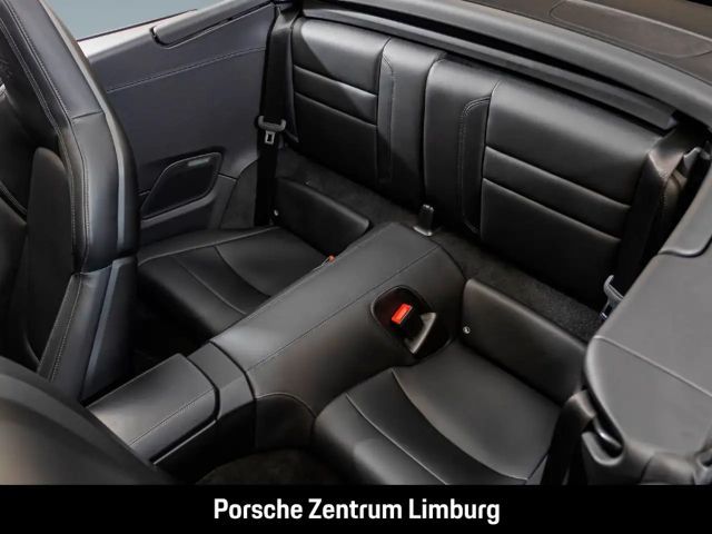 Porsche 992 4 Cabrio Carrera GTS