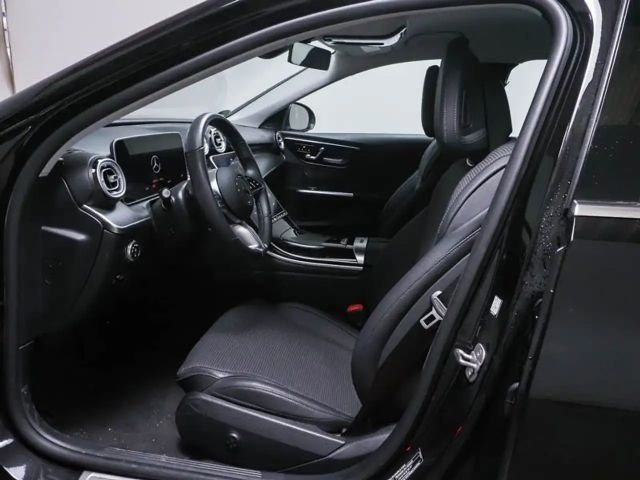 Mercedes-Benz C 180 Sedan