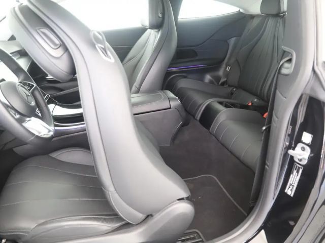 Mercedes-Benz CLE 200 AVANTGARDE Coupé